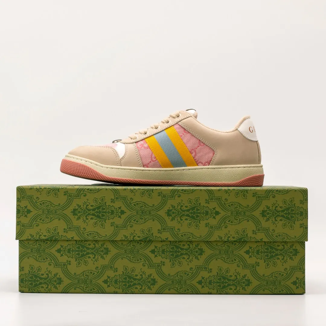 Ex-factory price 620 [Higher version] GUCCI casual sports distressed small dirty shoes, polished cowhide fabric, hand-made distressed effect!  Original terry cloth, delicate, soft, comfortable and breathable. Privately molded steel-stamped two-color original TPU outsole (lower layer is wider, upper layer is narrower) to differentiate the wrong version of the outsole in the market. Fabric, material, outsole, detail comparison SIZE: 34-41, 38-45 regular size (women's 34, 41, men's 38, 45 customized, non-returnable and non-exchangeable) (women's colors and men's models need to be customized)